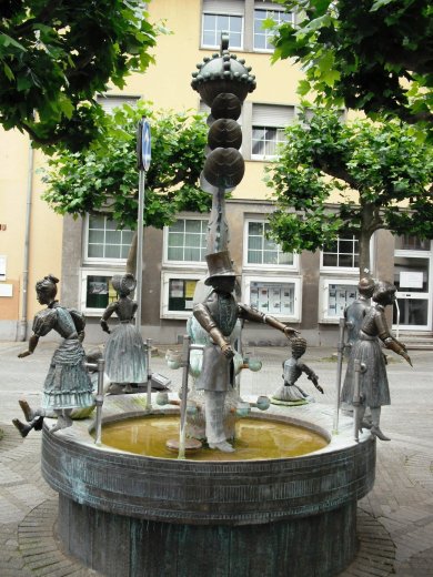 Kurgastbrunnen Kurgast Brunnen_BS.JPG
