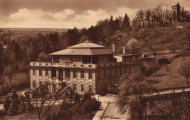 Der Medico-Palais und der Burgbergturm im Jahre 1925