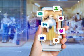 Benachrichtigungen auf dem Handy wegen Social Media