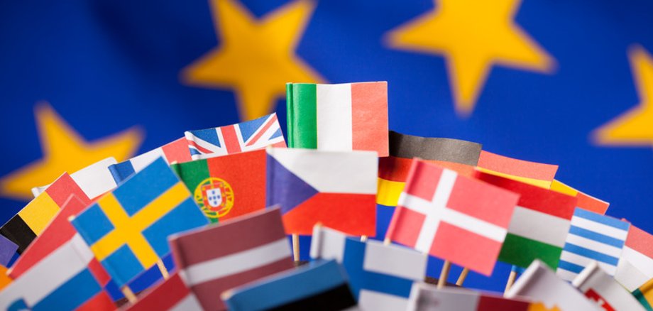 Viele verschiedene Europäische Flaggen