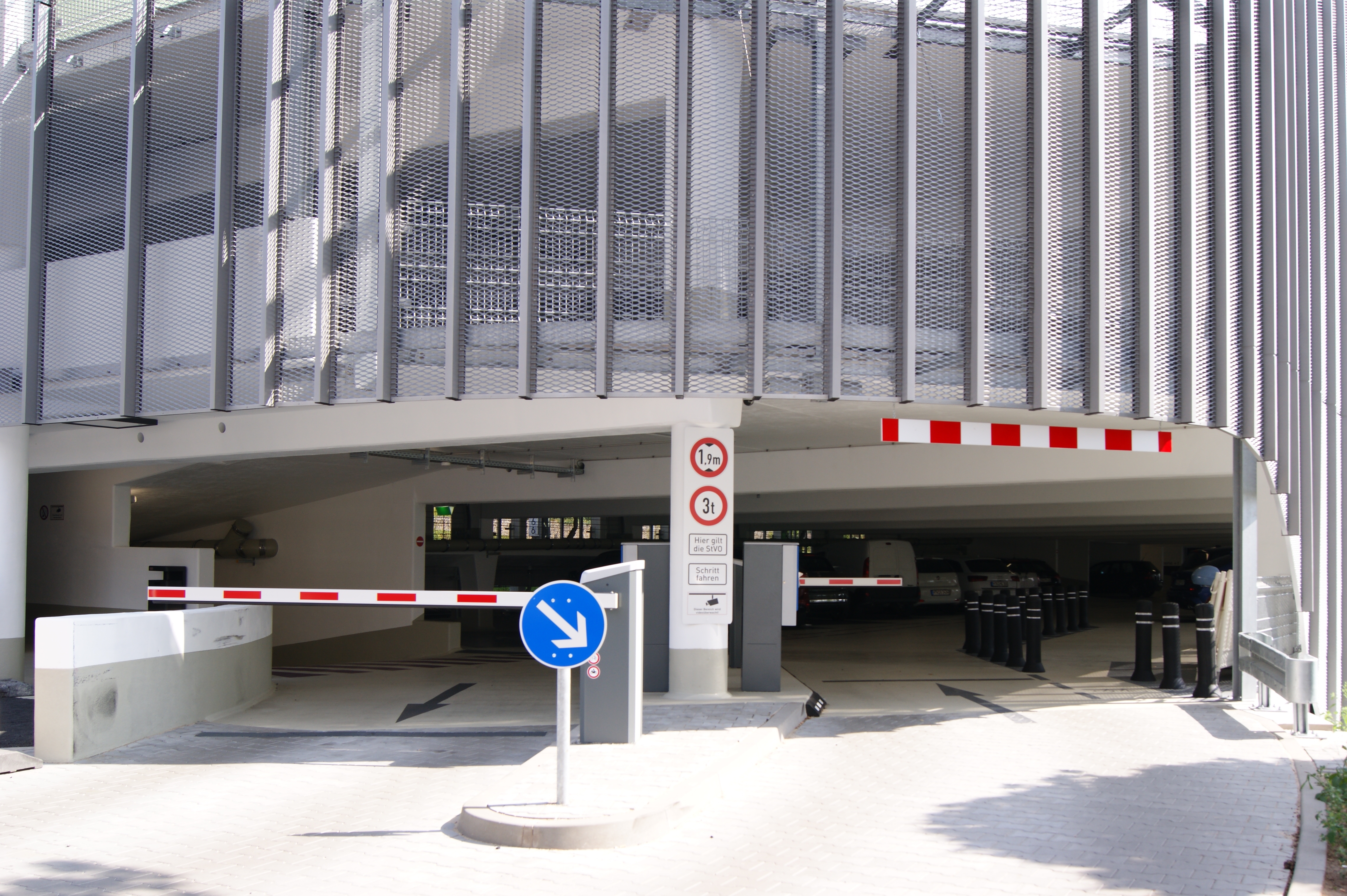 Das Parkhaus am Bad Sodener Bahnhof