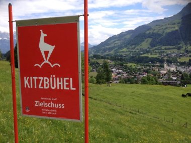 Rennstrecke Zielschuss Kitzbühel1_BS.jpg