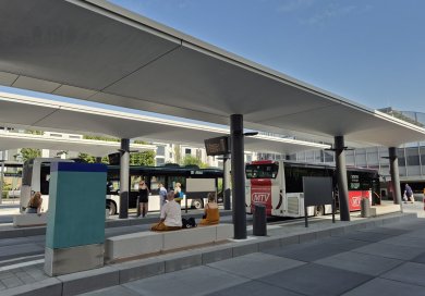 Der neu sanierte Busbahnhof in Bad Soden. Das Foto zeigt den neu sanierten Busbahnhof in Bad Soden.