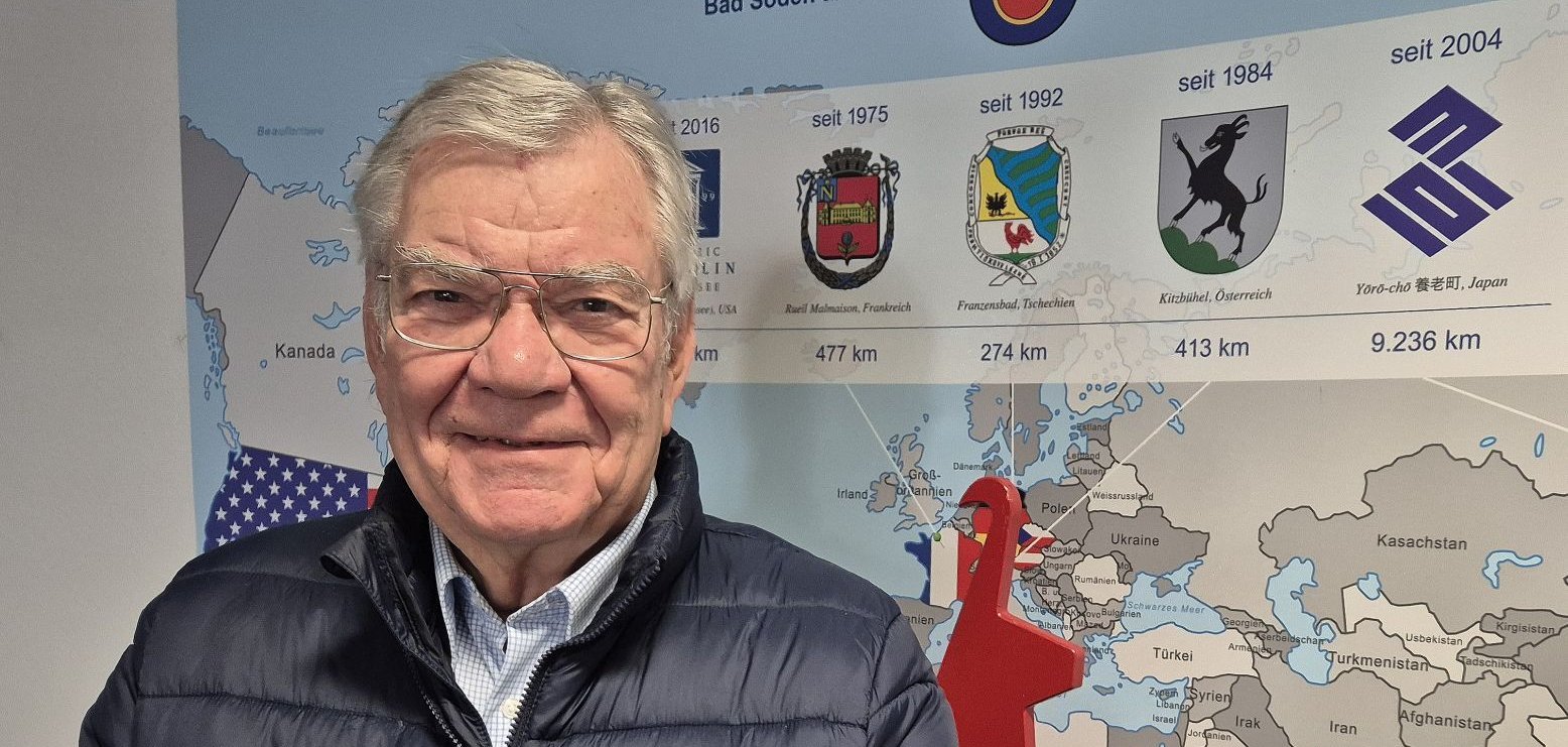 Foto zeigt den scheidenden Stadtverordnetenvorsteher Helmut Witt