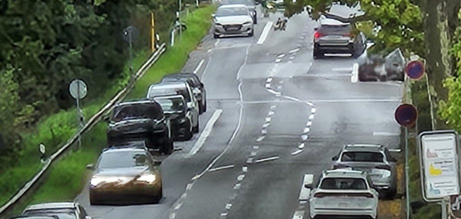 Die Königsteiner Straße zwischen der Kernstadt und Neuenhain