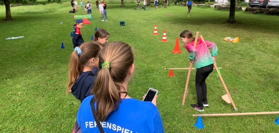 Ferienspiele der Stadt Bad Soden am Taunus: Spieleparcours im Kurpark
