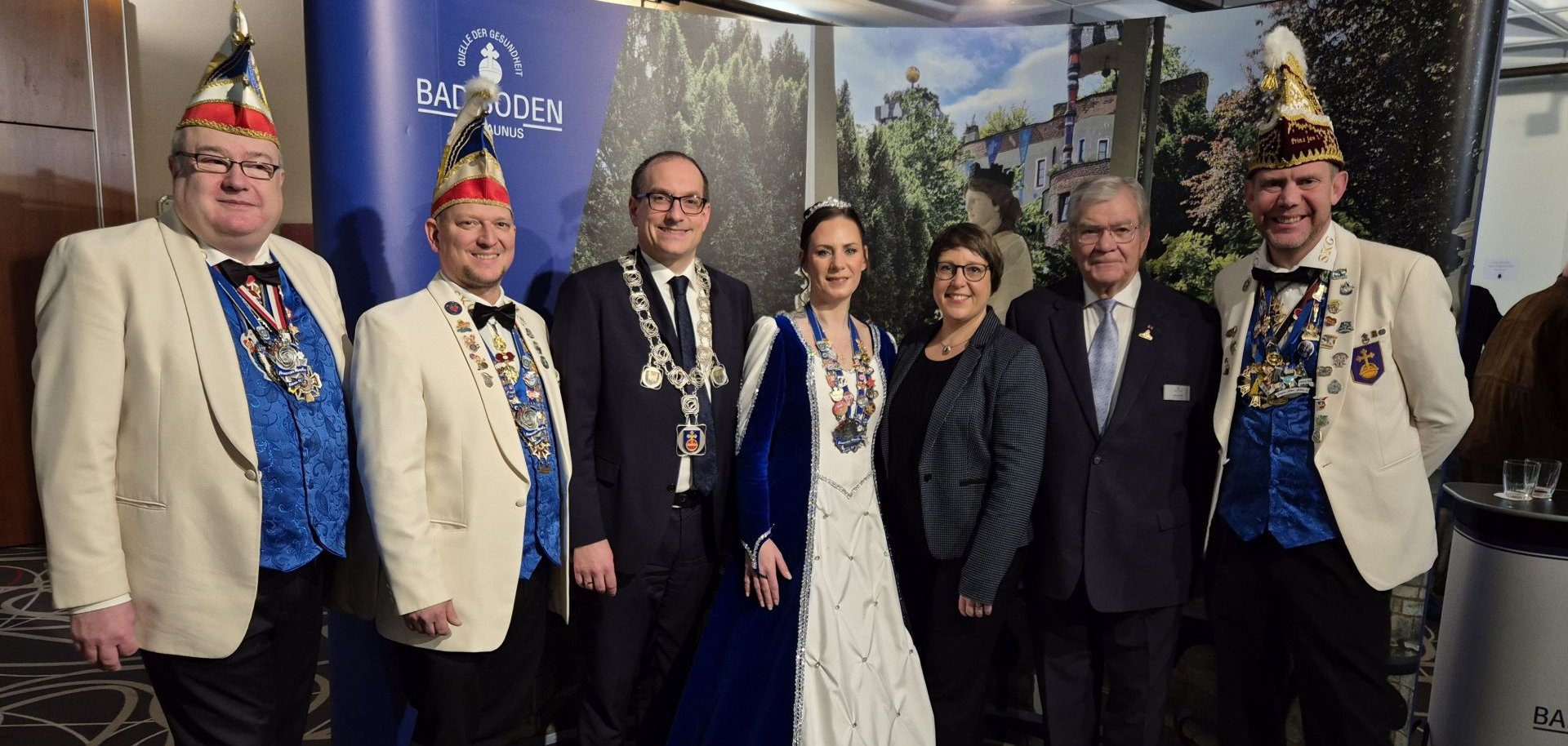 Neujahrsempfang 2026 Bürgermeister Dr. Frank Blasch, Ehefrau Wibke und Stadtverordnetenvorsteher Helmut Witt begrüßten Prinzessin Monika und ihr Gefolge der Sodener Karnevalgesellschaft.