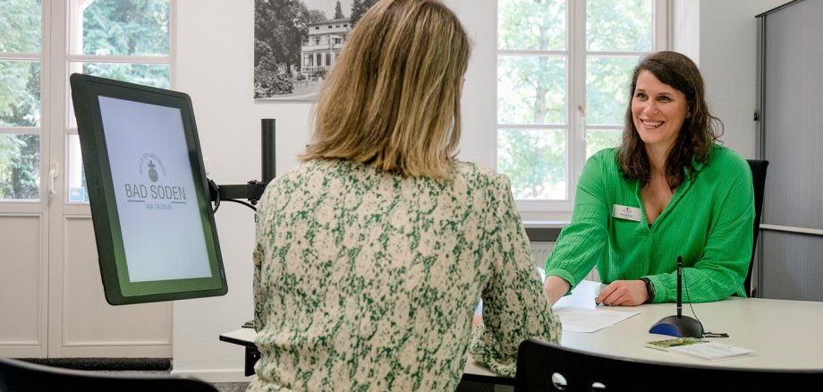 Mitarbeiterin im Bürgerbüro Bad Soden