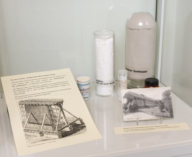 Salinenvitrine.jpg
